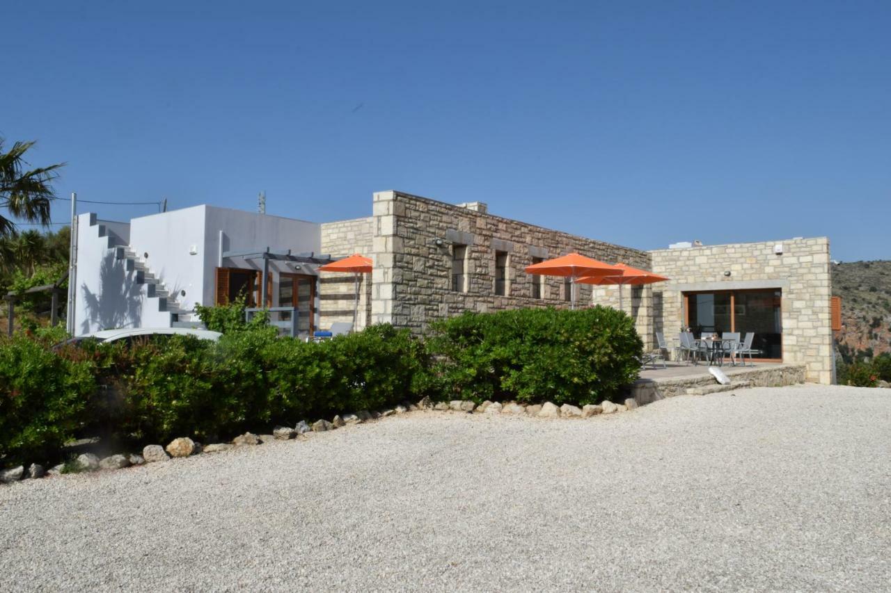 Villa Ypsilon Karotí Екстериор снимка