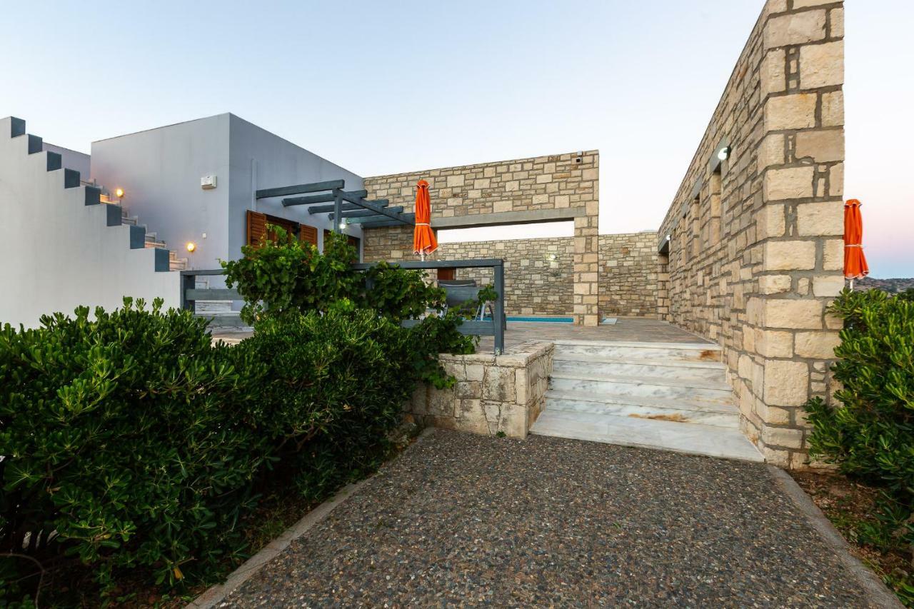 Villa Ypsilon Karotí Екстериор снимка